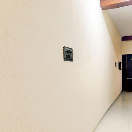 Hotel O Sr Grand โคราฆปุระ ภายนอก รูปภาพ